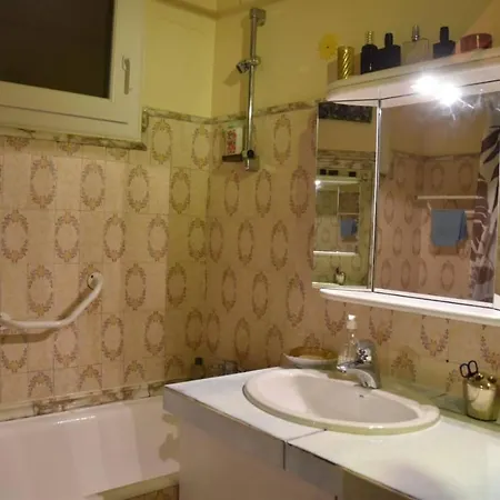 Privee Homestay Nice